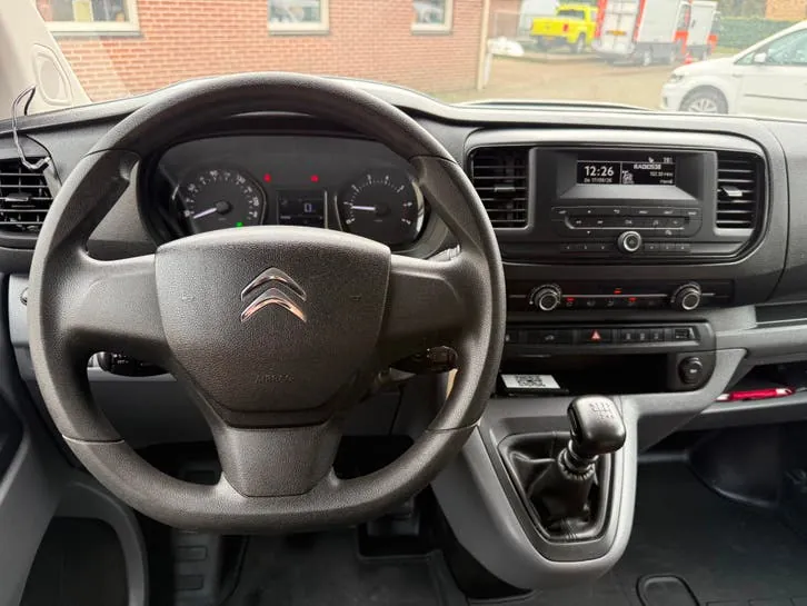Citroen Jumpy 2019 photo 3