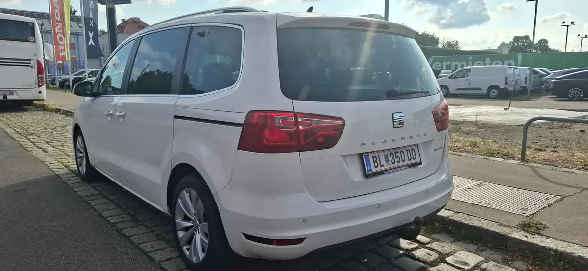 Seat Alhambra 2012 photo 2