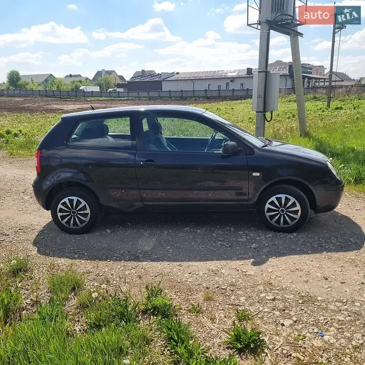 Volkswagen Polo 2003 photo 3
