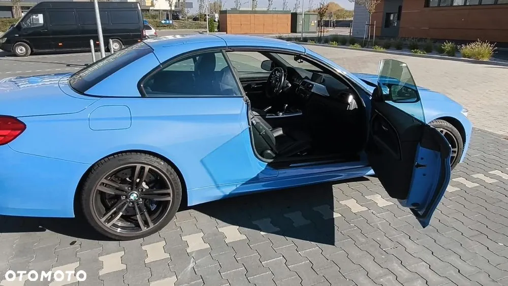 BMW M4 2015 photo 2