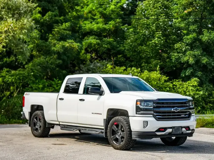 Chevrolet Silverado 1500 2018 photo 3