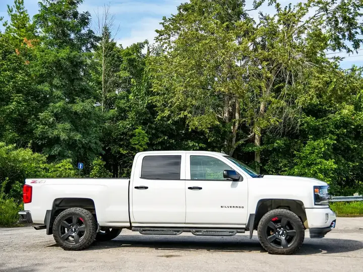 Chevrolet Silverado 1500 2018 photo 4