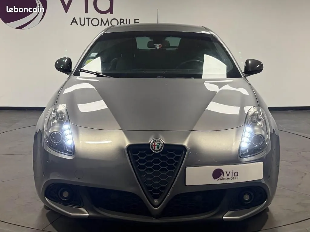 Alfa Romeo Giulietta 2020 photo 2