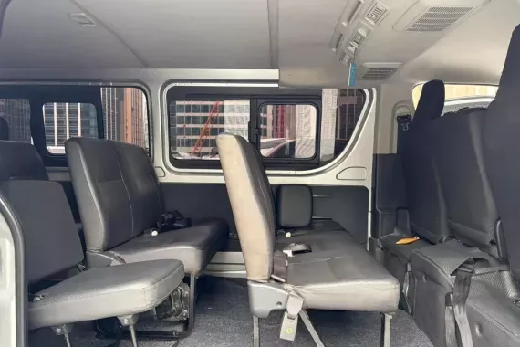 Toyota Hiace 2014 photo 5