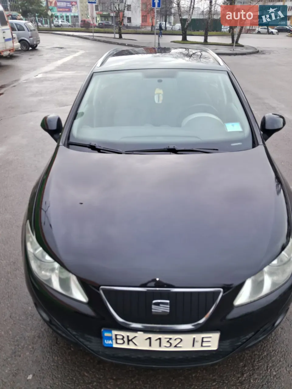 Seat Ibiza 2010 photo 2