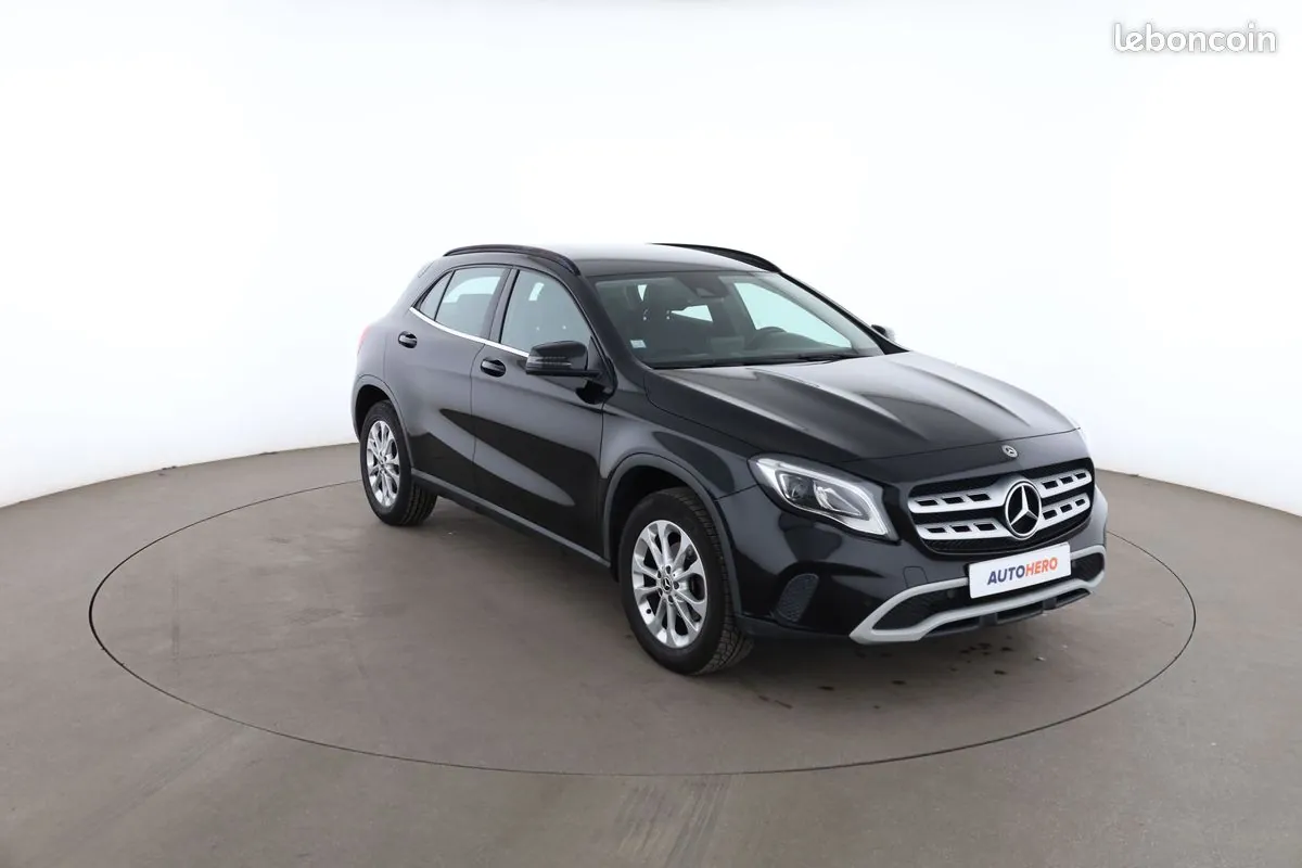 Mercedes-Benz Gla 2018 photo 4