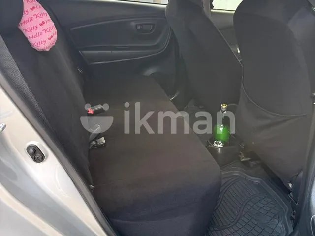 Toyota Vitz 2015 photo 5