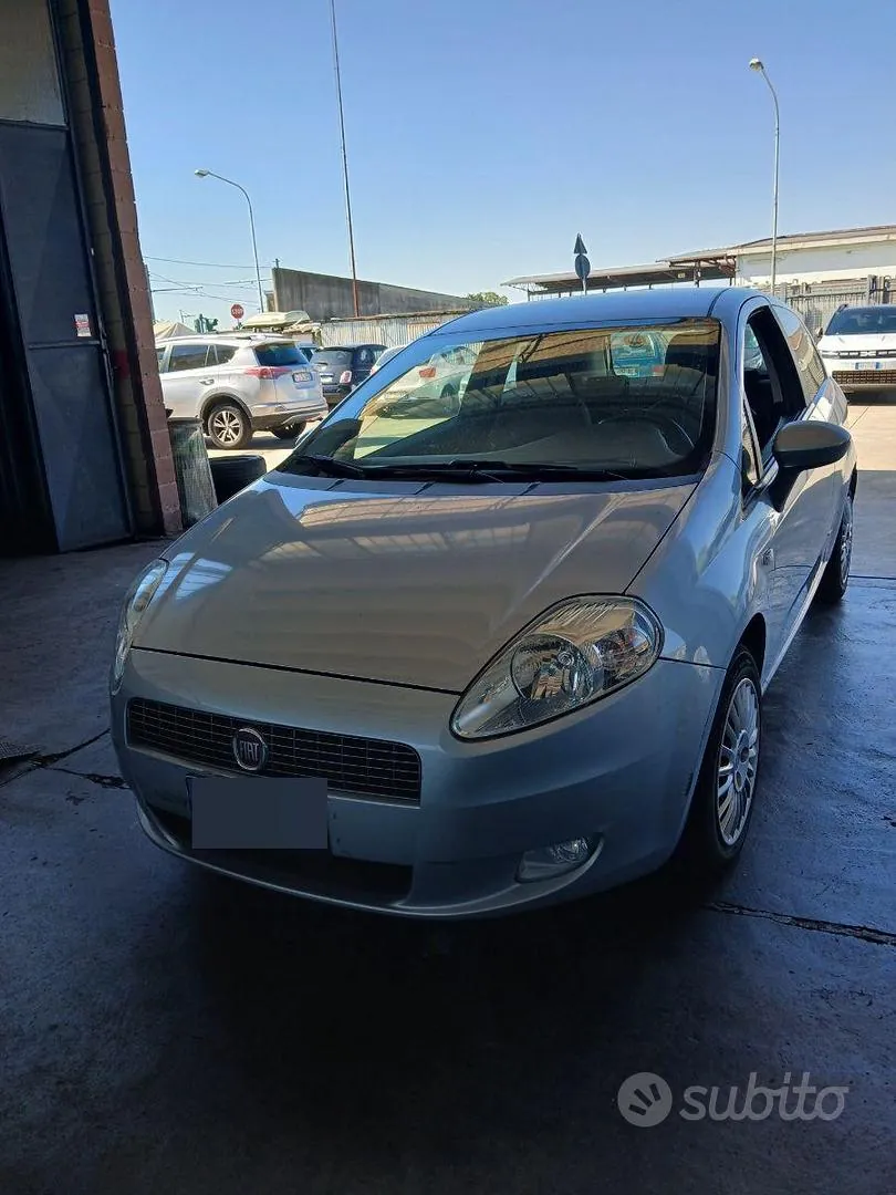 Fiat Grande Punto 2006 photo 5