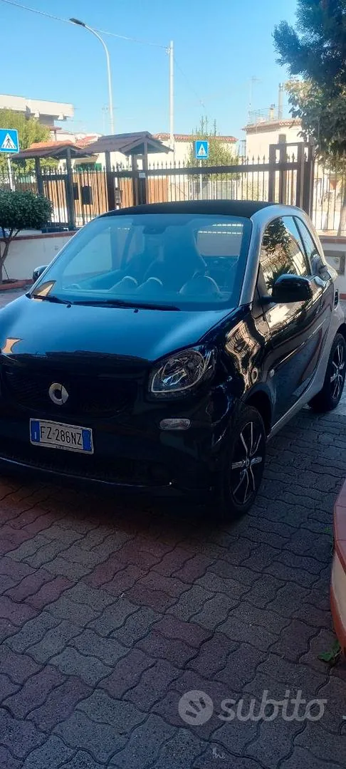 Smart Fortwo 2019 photo 2