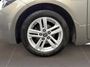 Toyota Corolla 2021 photo 2
