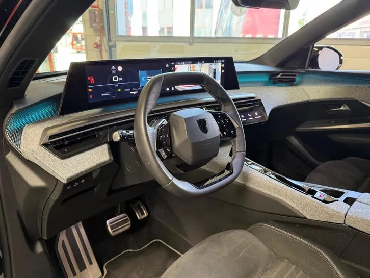 Peugeot 3008 2025 photo 2