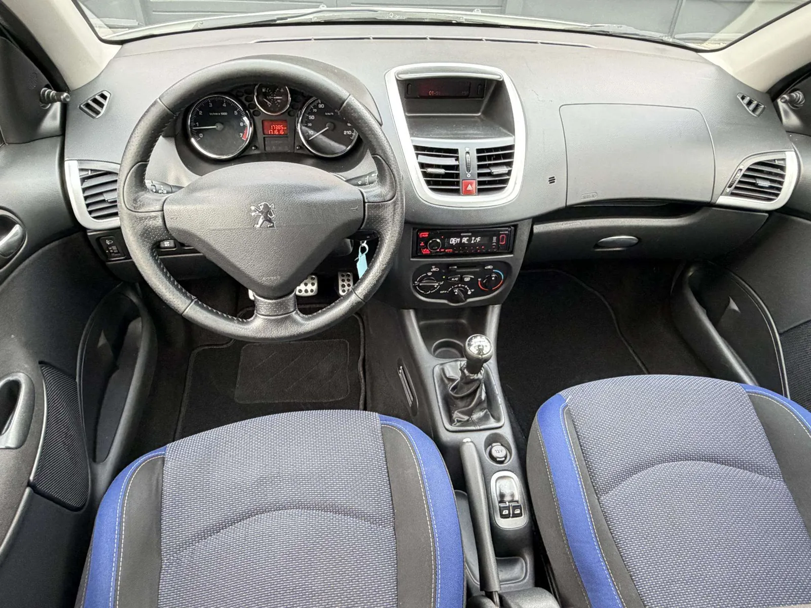 Peugeot 206 2013 photo 4