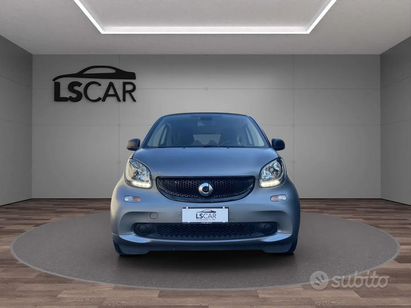 Smart Fortwo 2017 photo 2