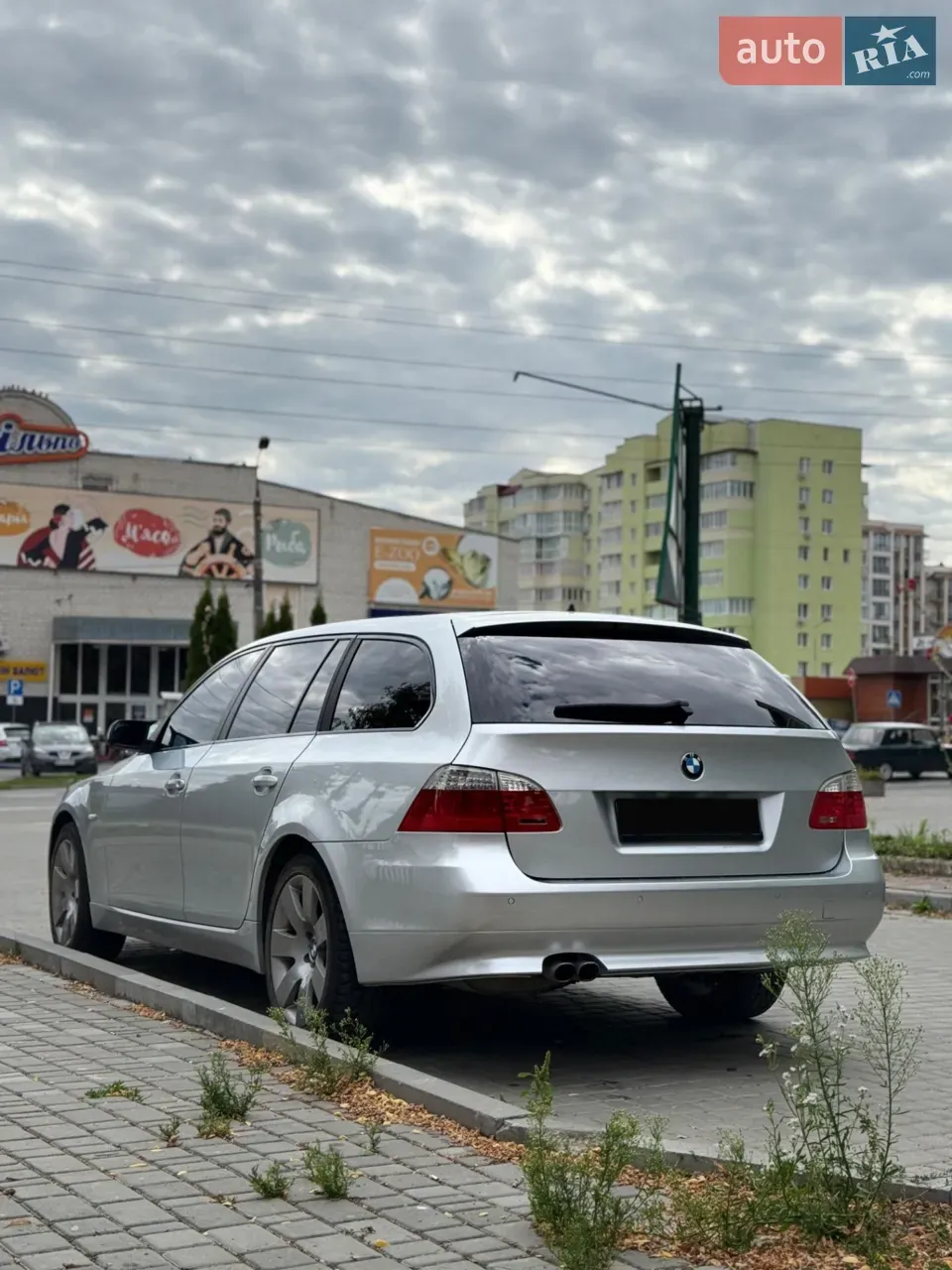 BMW 5 Series 2009 photo 3