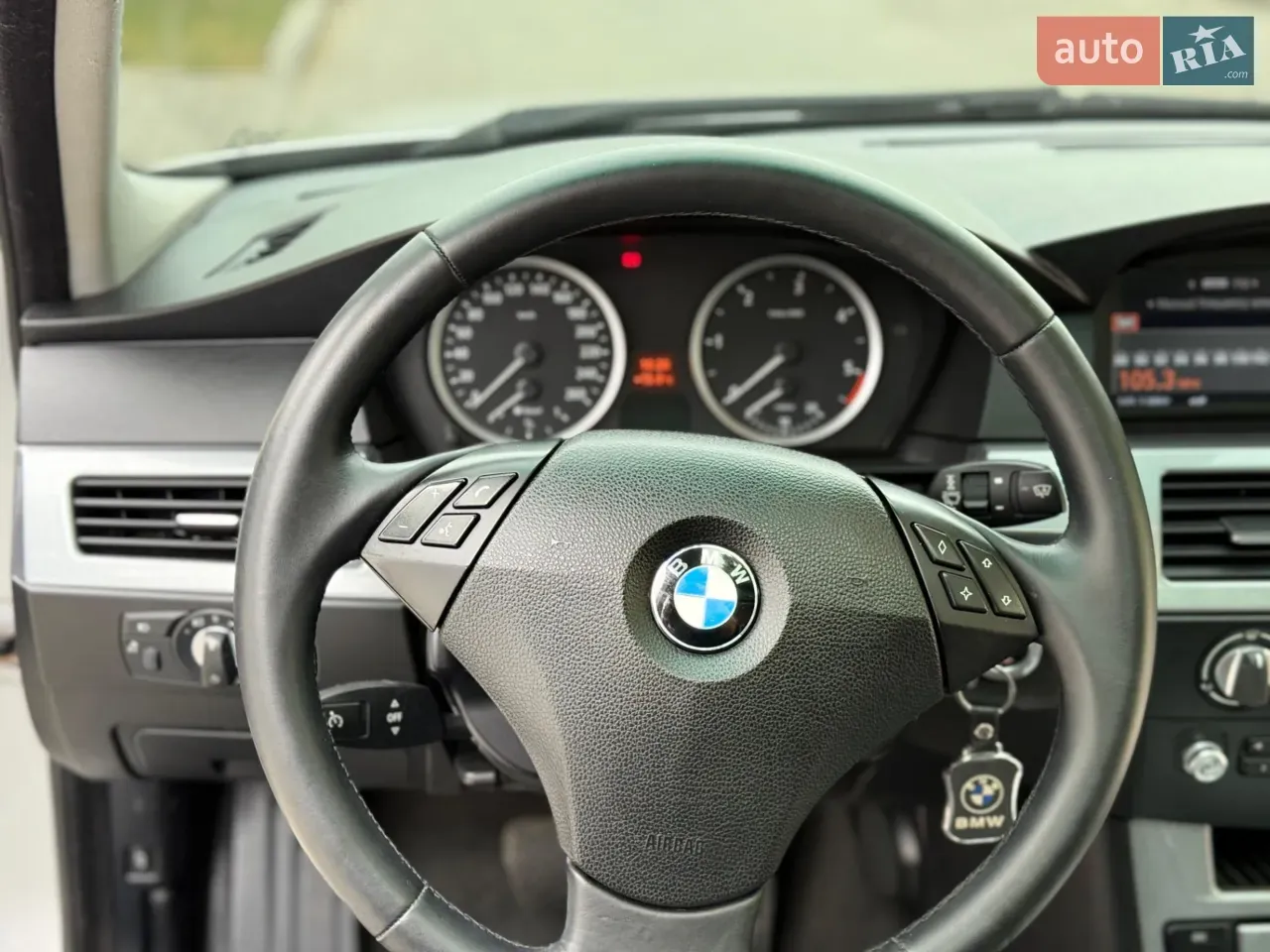BMW 5 Series 2009 photo 5