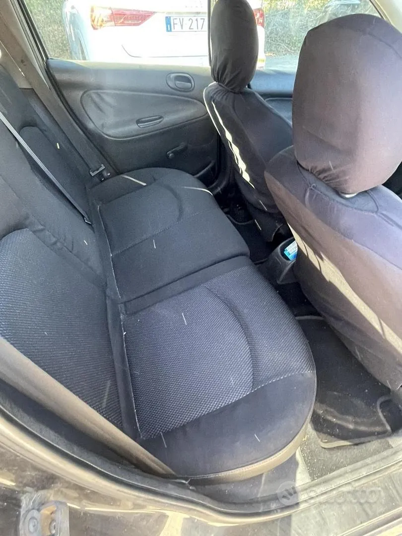 Peugeot 206 2006 photo 2