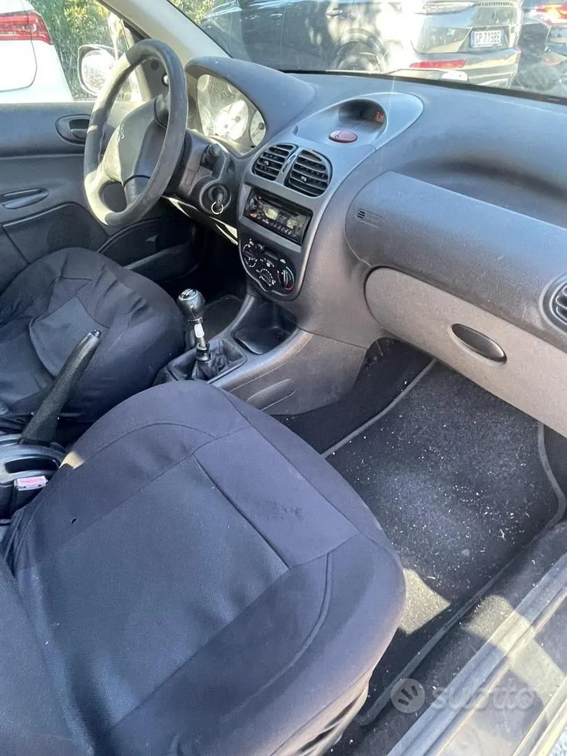 Peugeot 206 2006 photo 3