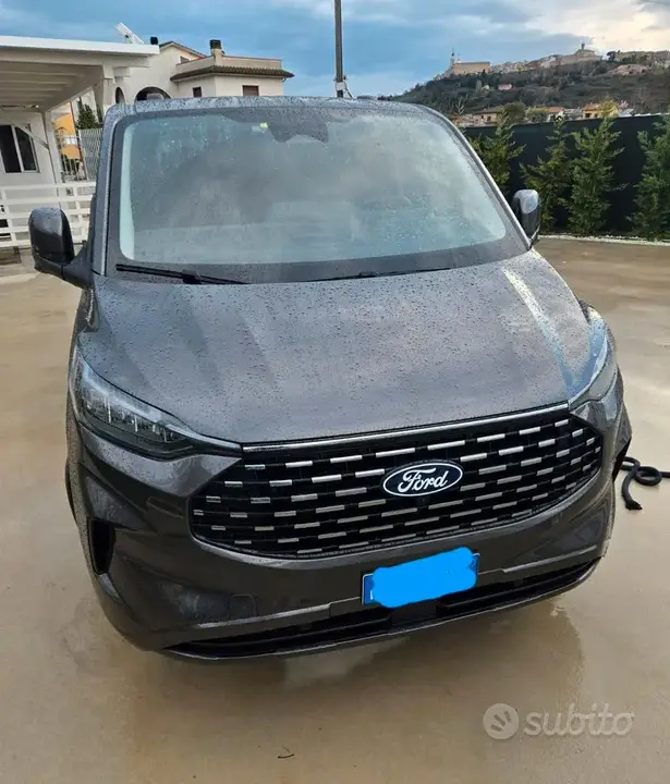 Ford Tourneo Custom