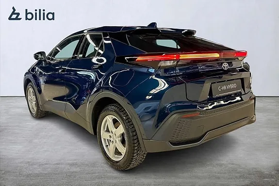 Toyota C-Hr 2025 photo 2