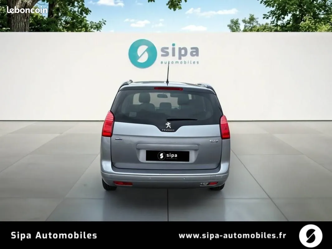Peugeot 5008 2016 photo 3