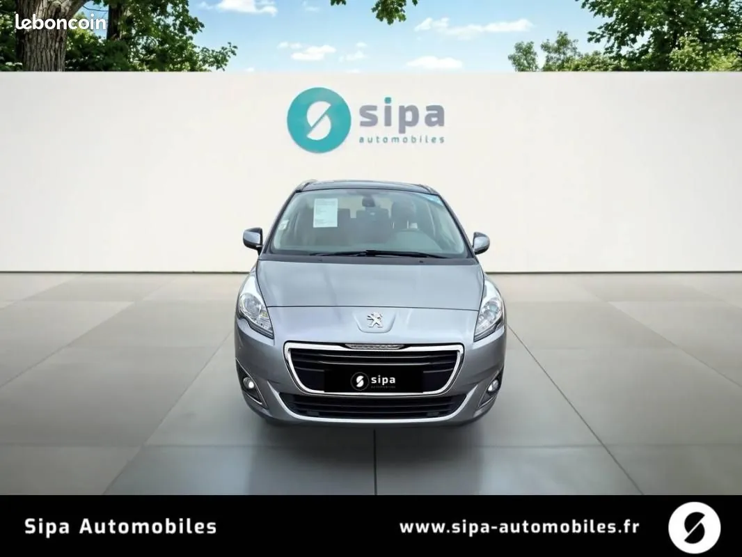 Peugeot 5008 2016 photo 2
