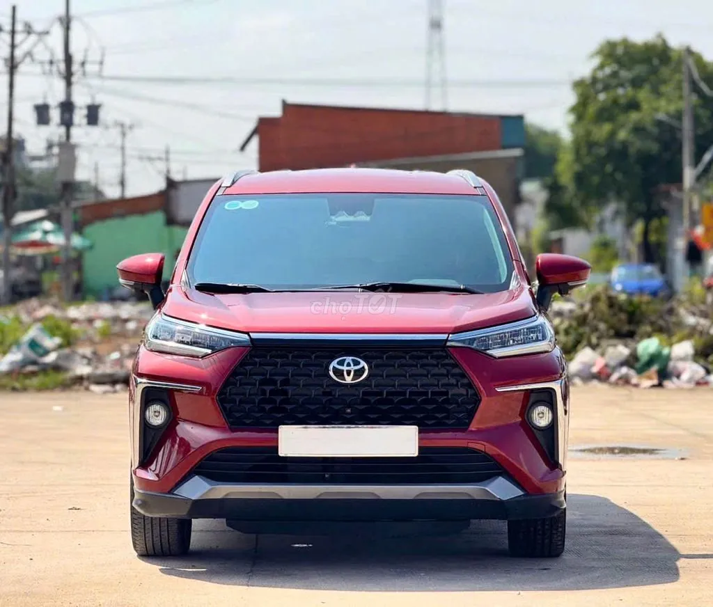 Toyota Veloz Cross