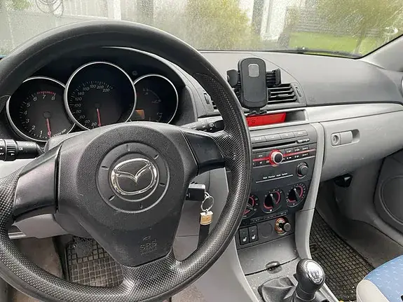 Mazda 3 2006 photo 5