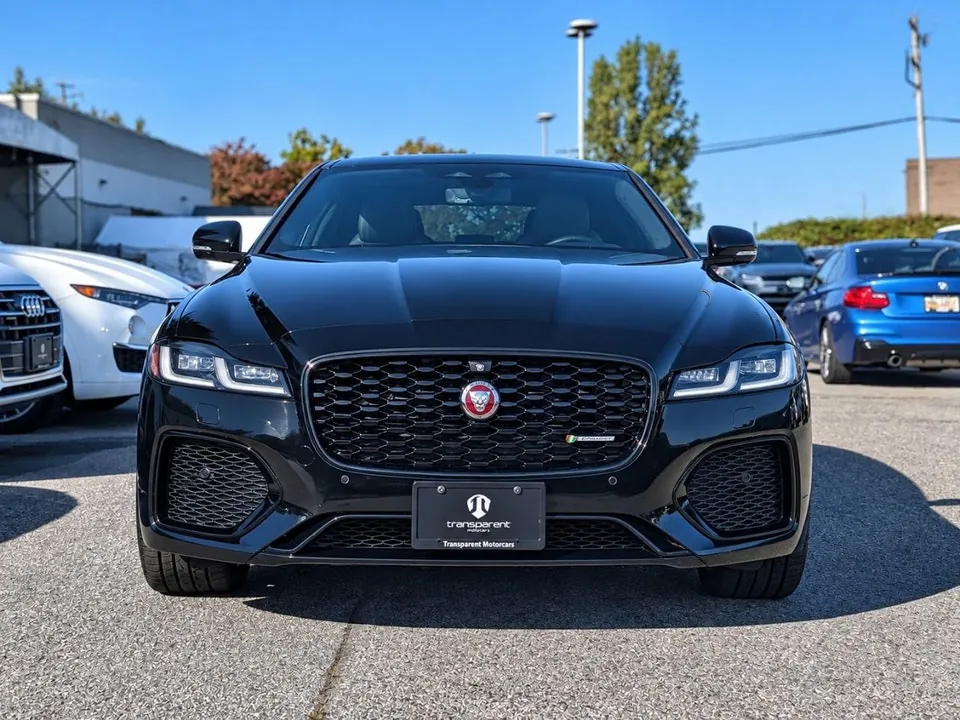 Jaguar Xf 2021 photo 3