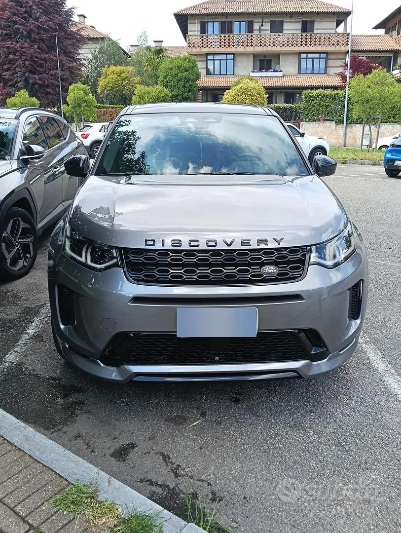 Land Rover Discovery Sport 2021 photo 3