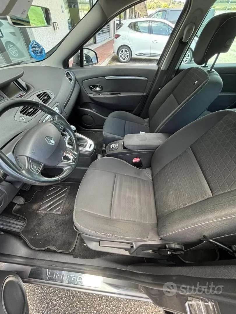 Renault Scenic 2016 photo 4