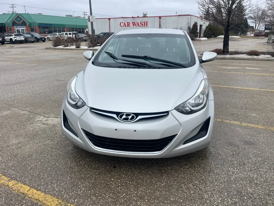 Hyundai Elantra 2015 photo 2