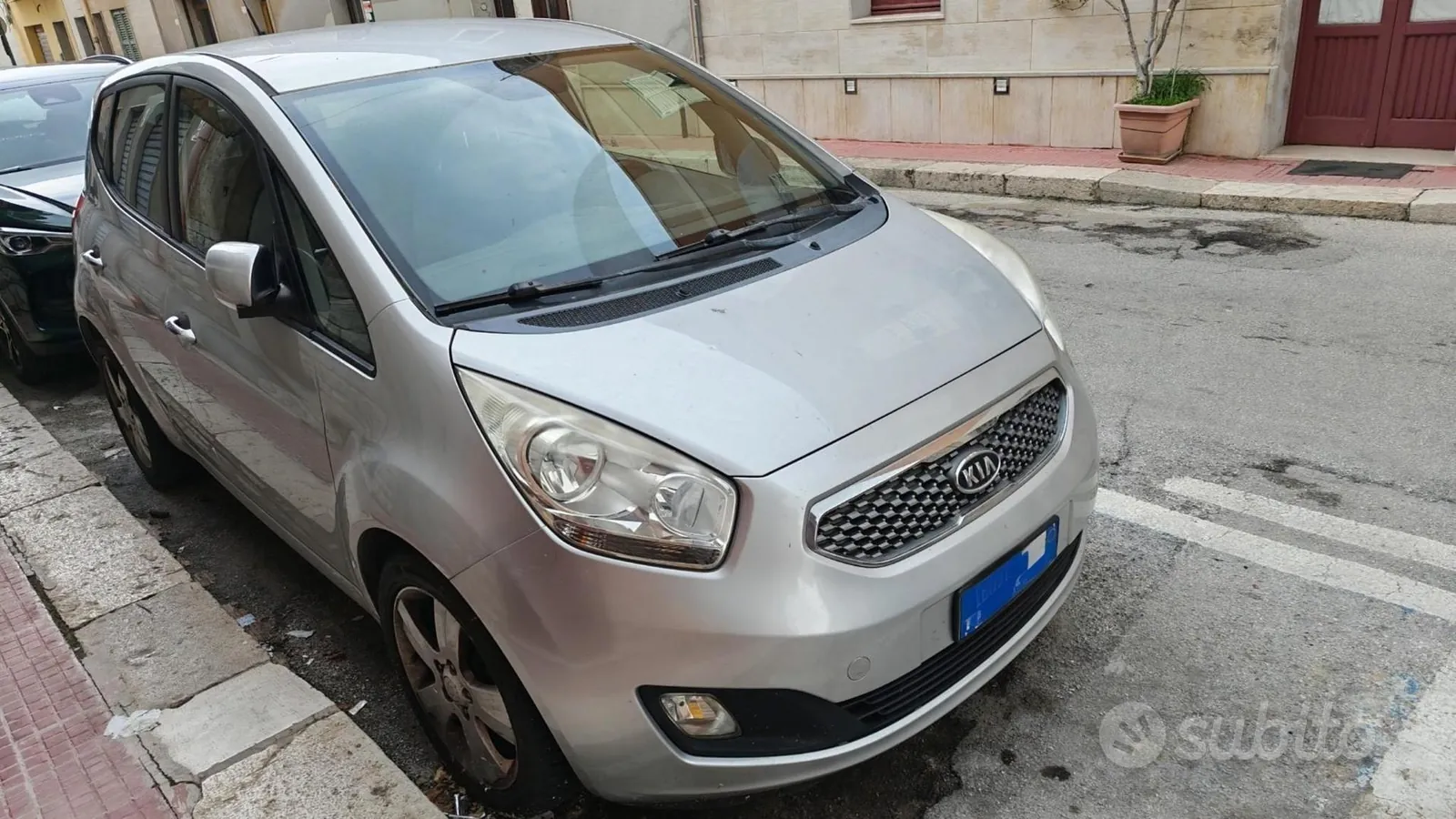 Kia Venga 2013 photo 4