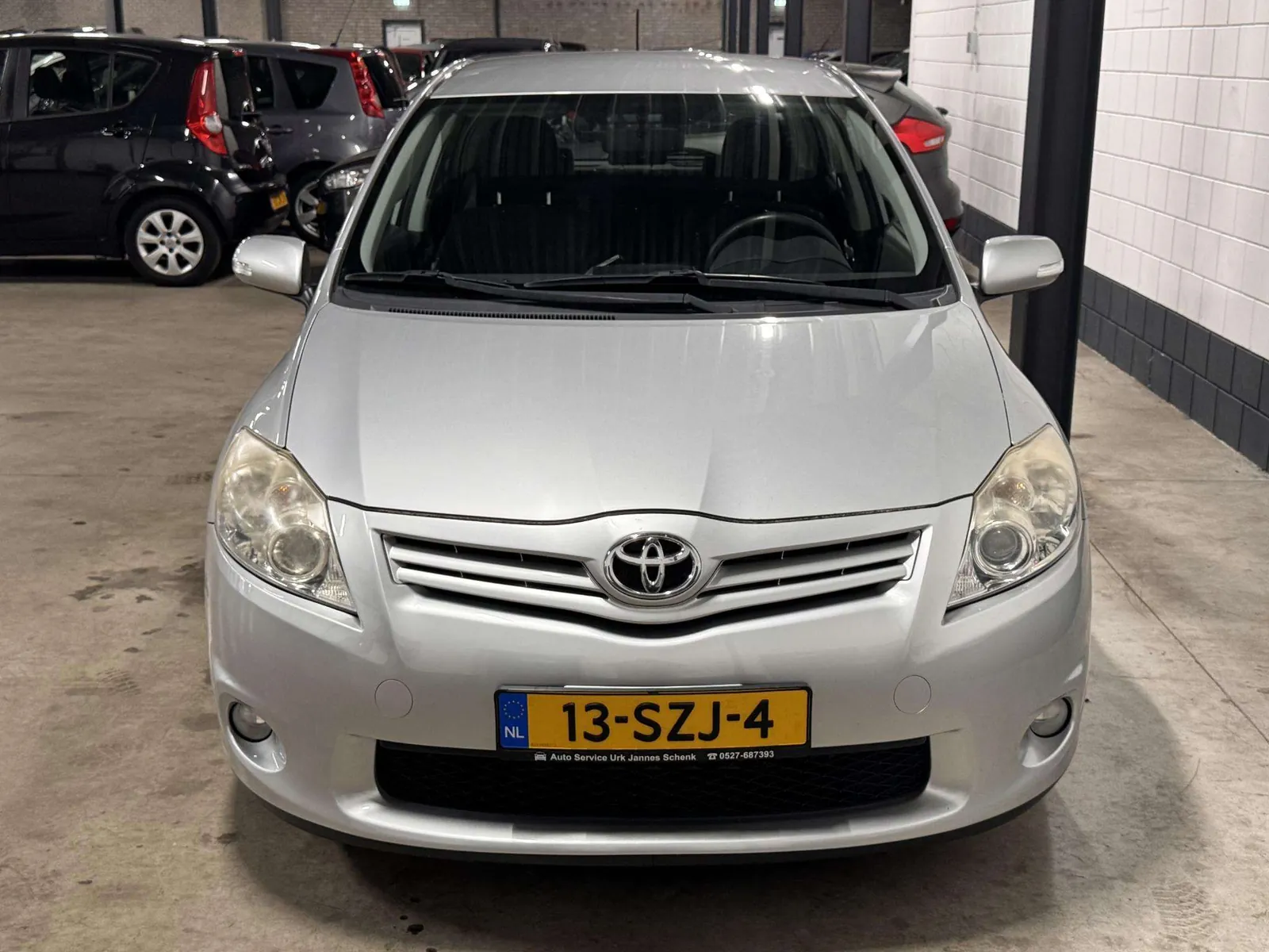 Toyota Auris 2012 photo 2