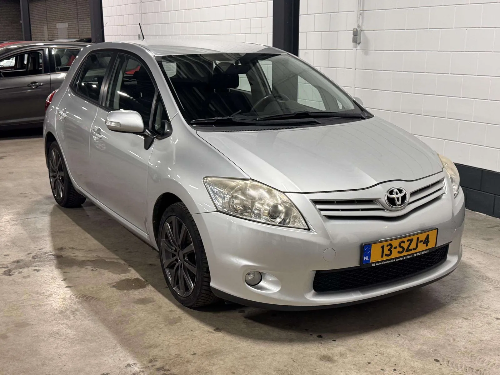 Toyota Auris 2012 photo 3