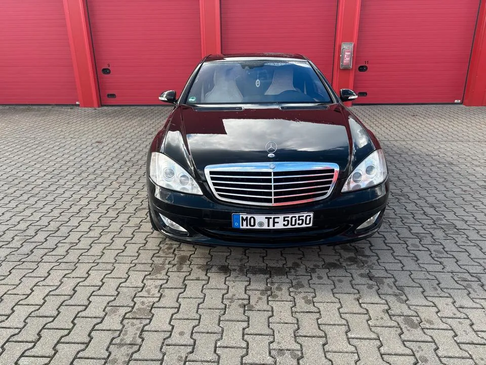Mercedes-Benz S320