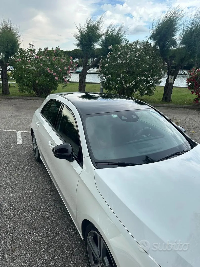 Mercedes-Benz A 180 2018 photo 3