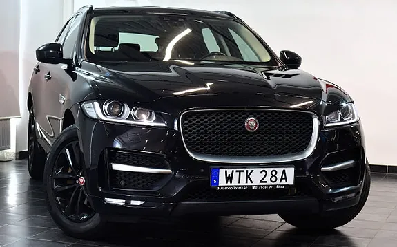 Jaguar F-Pace 2020 photo 2