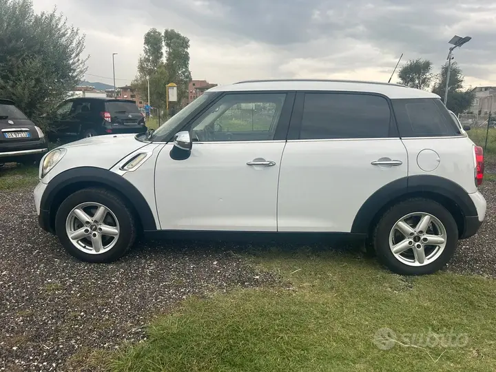 Mini Countryman 2012 photo 2