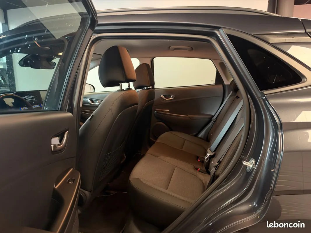 Hyundai Kona 2023 photo 4