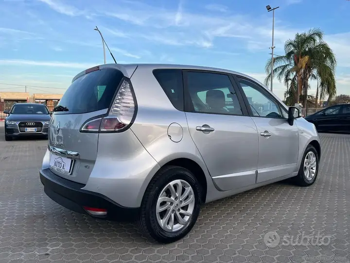 Renault Scenic 2016 photo 4