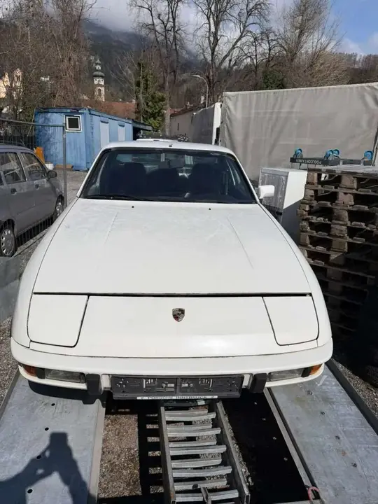 Porsche 924
