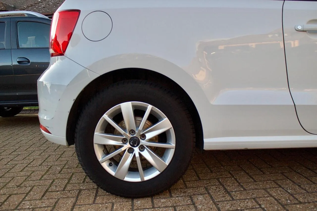 Volkswagen Polo 2014 photo 5