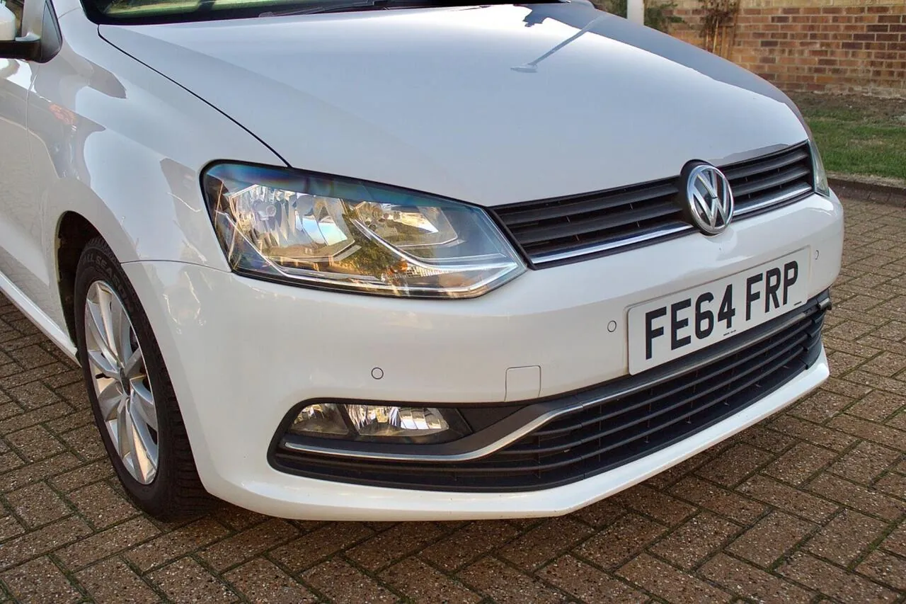 Volkswagen Polo 2014 photo 2