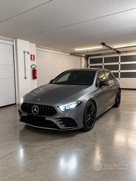 Mercedes-Benz A200 D