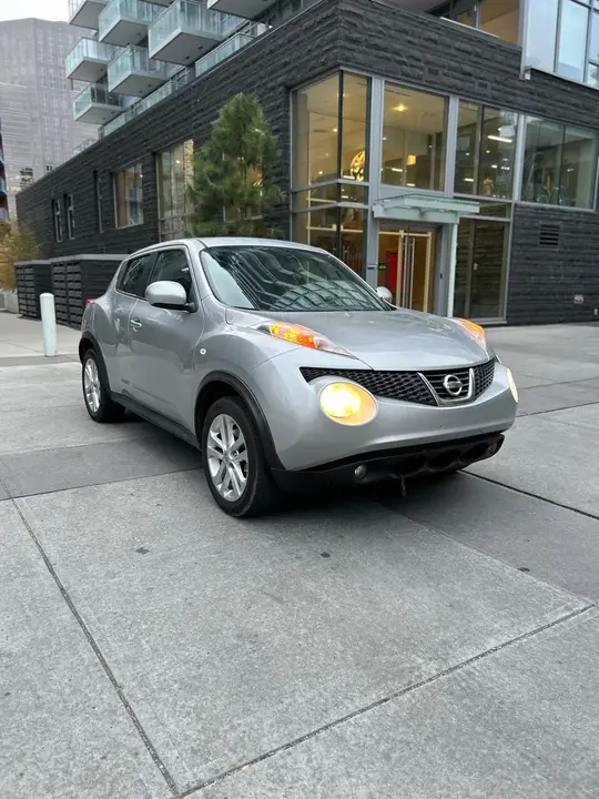 Nissan Juke 2012 photo 2