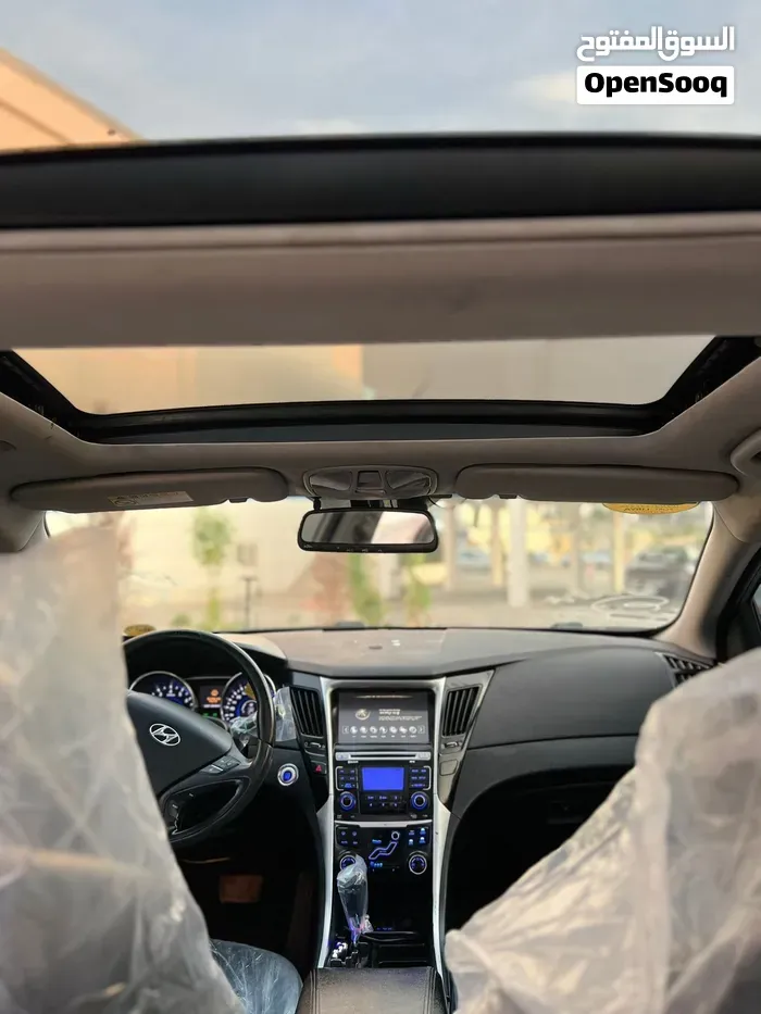 Hyundai Sonata 2012 photo 2