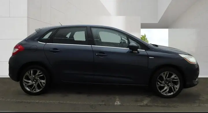 Citroen C4 2011 photo 5