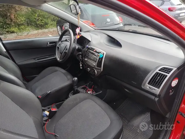 Hyundai I20 2013 photo 5