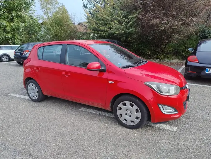 Hyundai I20 2013 photo 4