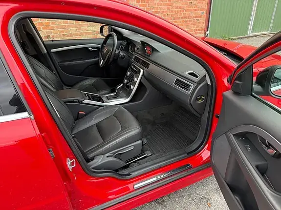 Volvo V70 2016 photo 3